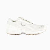 حذاء U-TECH White Nevos الجيل التالي